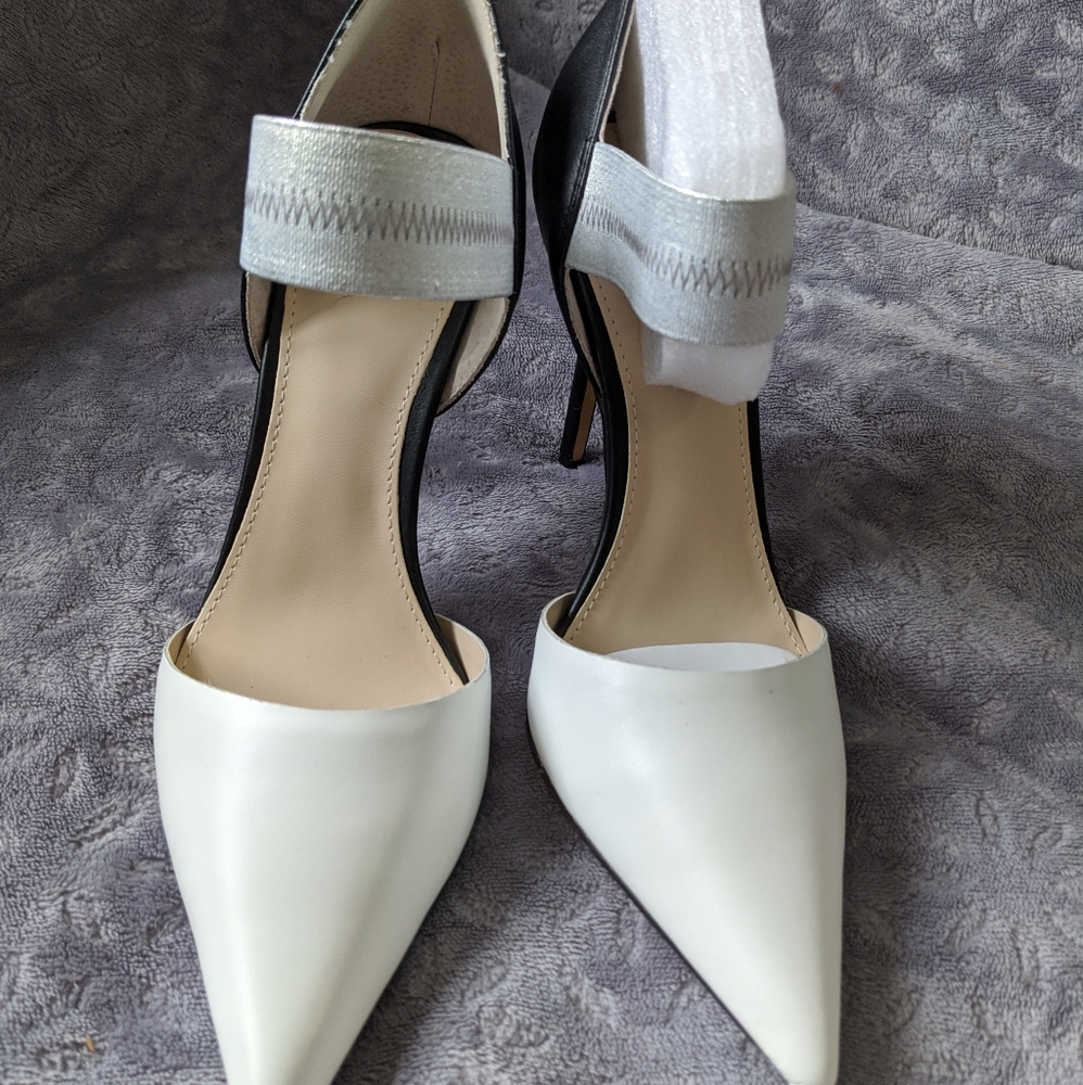 Victoria's Secret size 7.5 stiletto